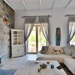 River House Andros Dom wakacyjny Vitali