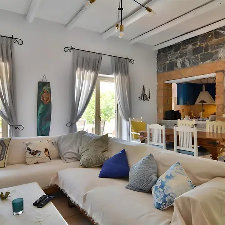 River House Andros *